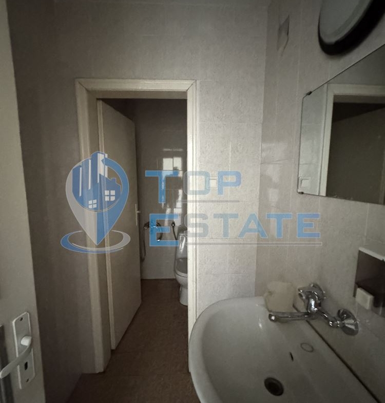 Производствено-административен комплекс в гр. Лясковец, област Велико Търново. - 0