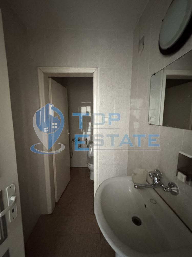 Производствено-административен комплекс в гр. Лясковец, област Велико Търново. - 0