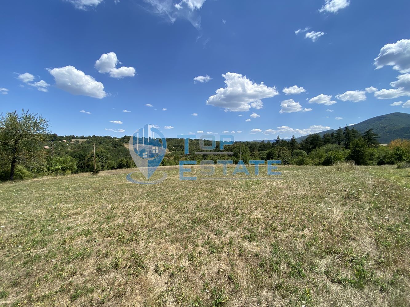 Имот с панорамна гледка в село в Еленския балкан.-0 Имот с панорамна гледка в село в Еленския балкан. - 0