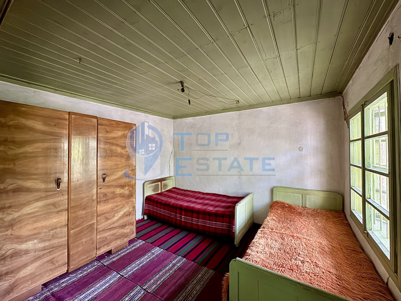 Тухлена къща с допълнителни постройки в село Миндя, област Велико Търново - 0