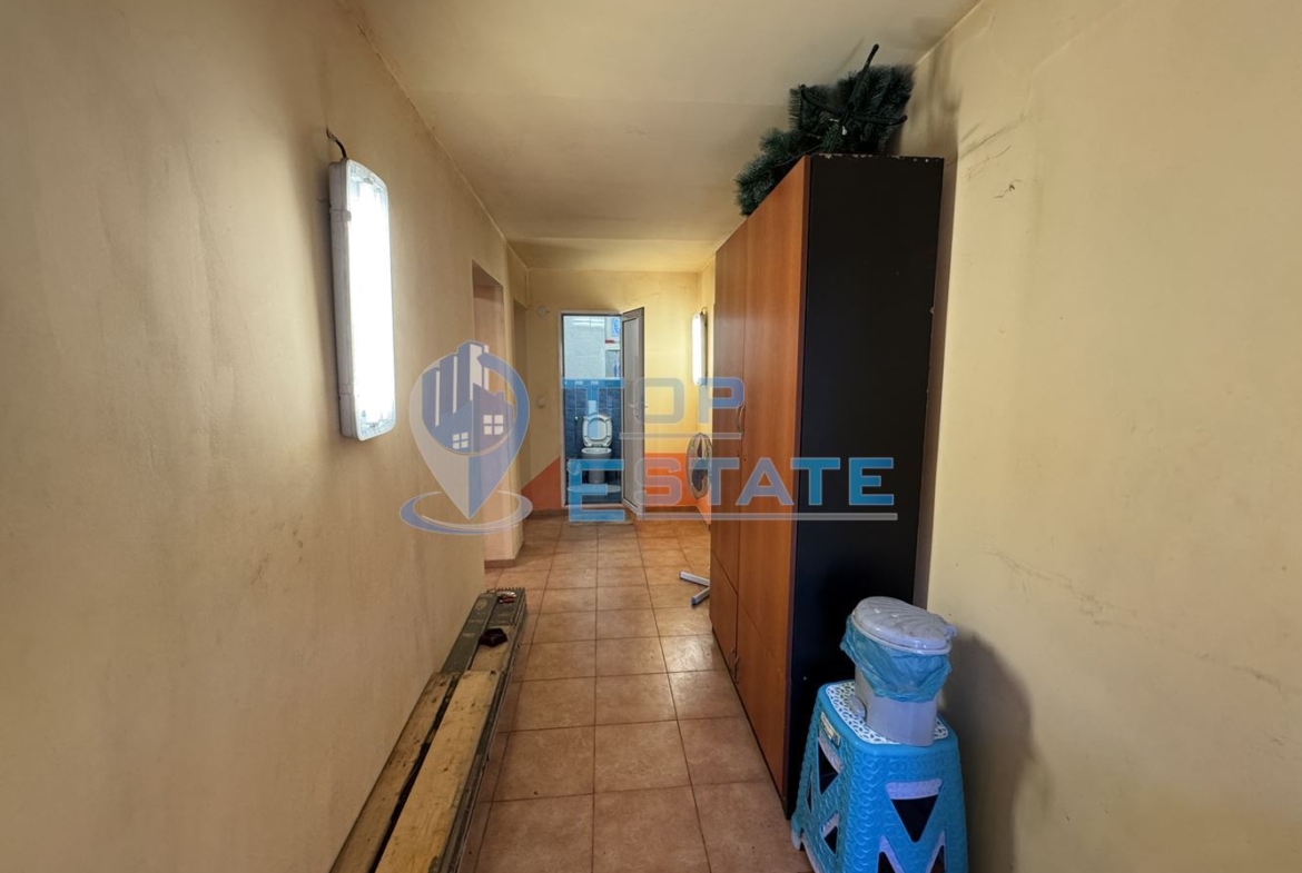 Етаж от къща с панорамна гледка в град Габрово - 0