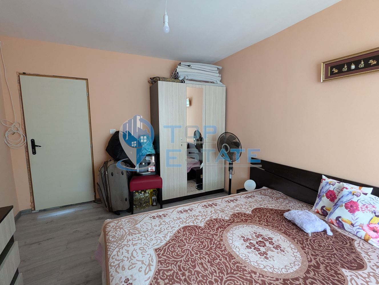 Ремонтирана тухлена къща на главната улица в село Добри дял, обл. Велико Търново - 0