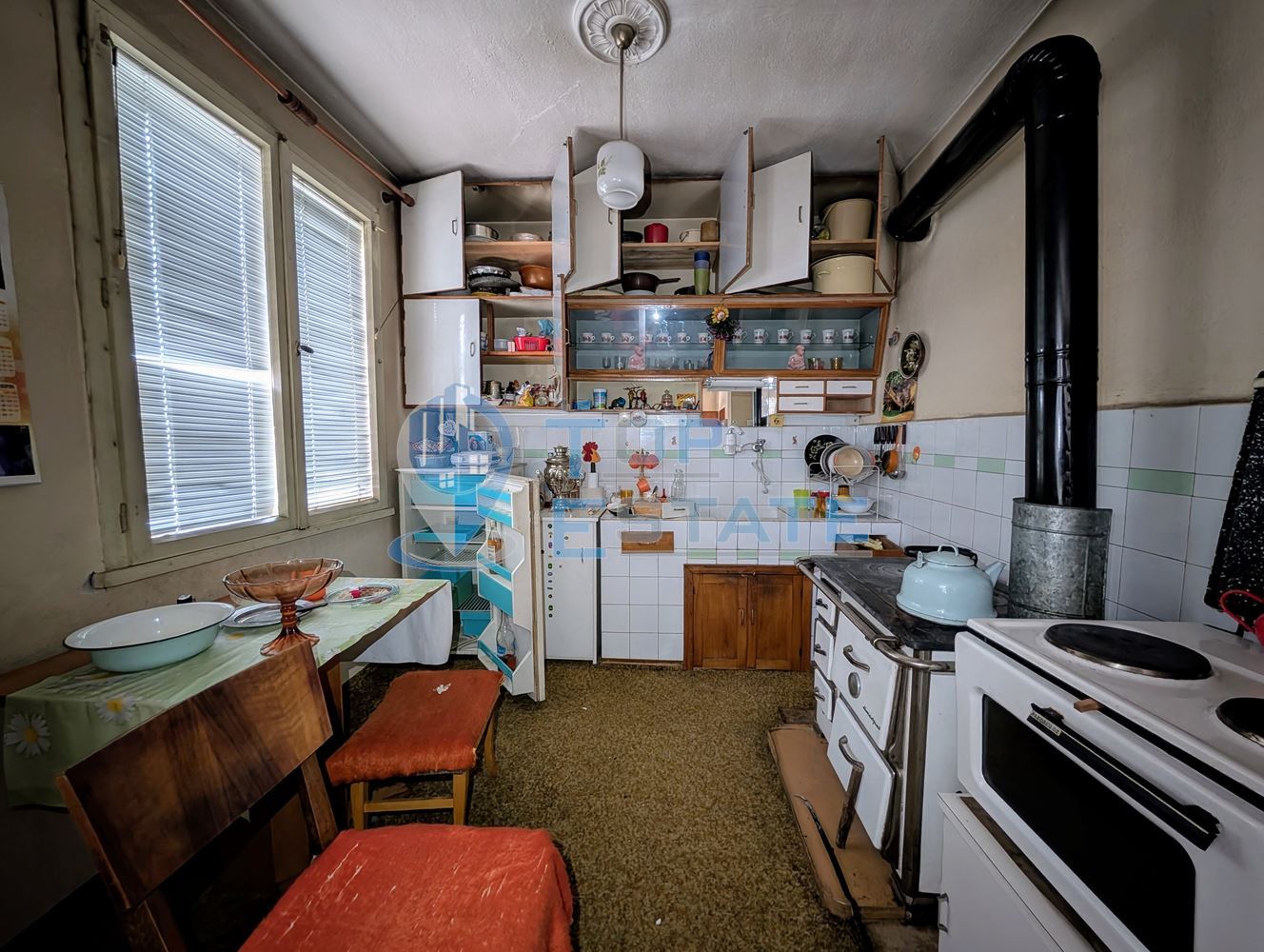 Двуетажна тухлена къща с панорамна гледка в град Плачковци - 0