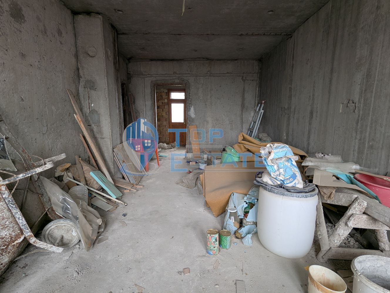 Многостаен апартамент в квартал Пролет, град Горна Оряховица, област Велико Търново-0 Многостаен апартамент в квартал Пролет, град Горна Оряховица, област Велико Търново - 0