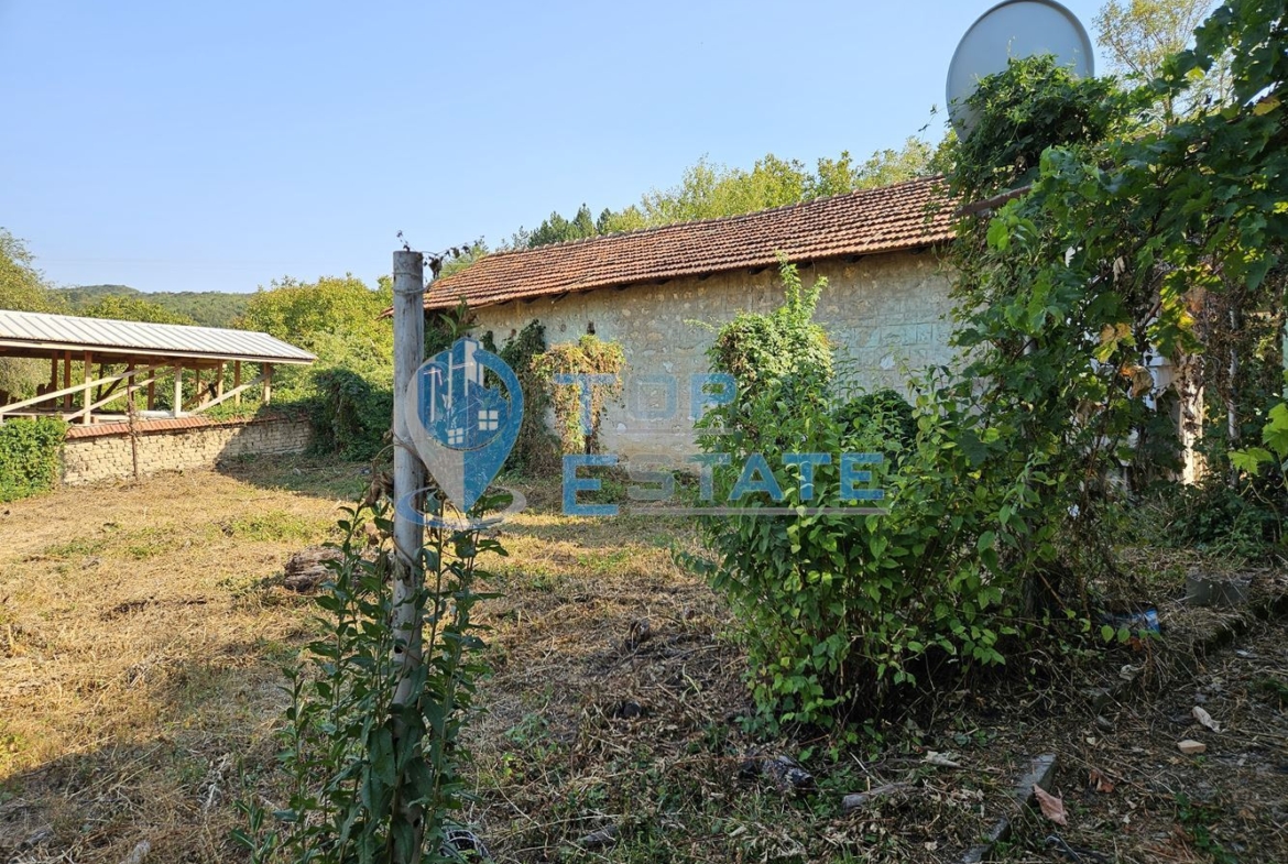 Къша с голям двор в село Горско Косово - 0