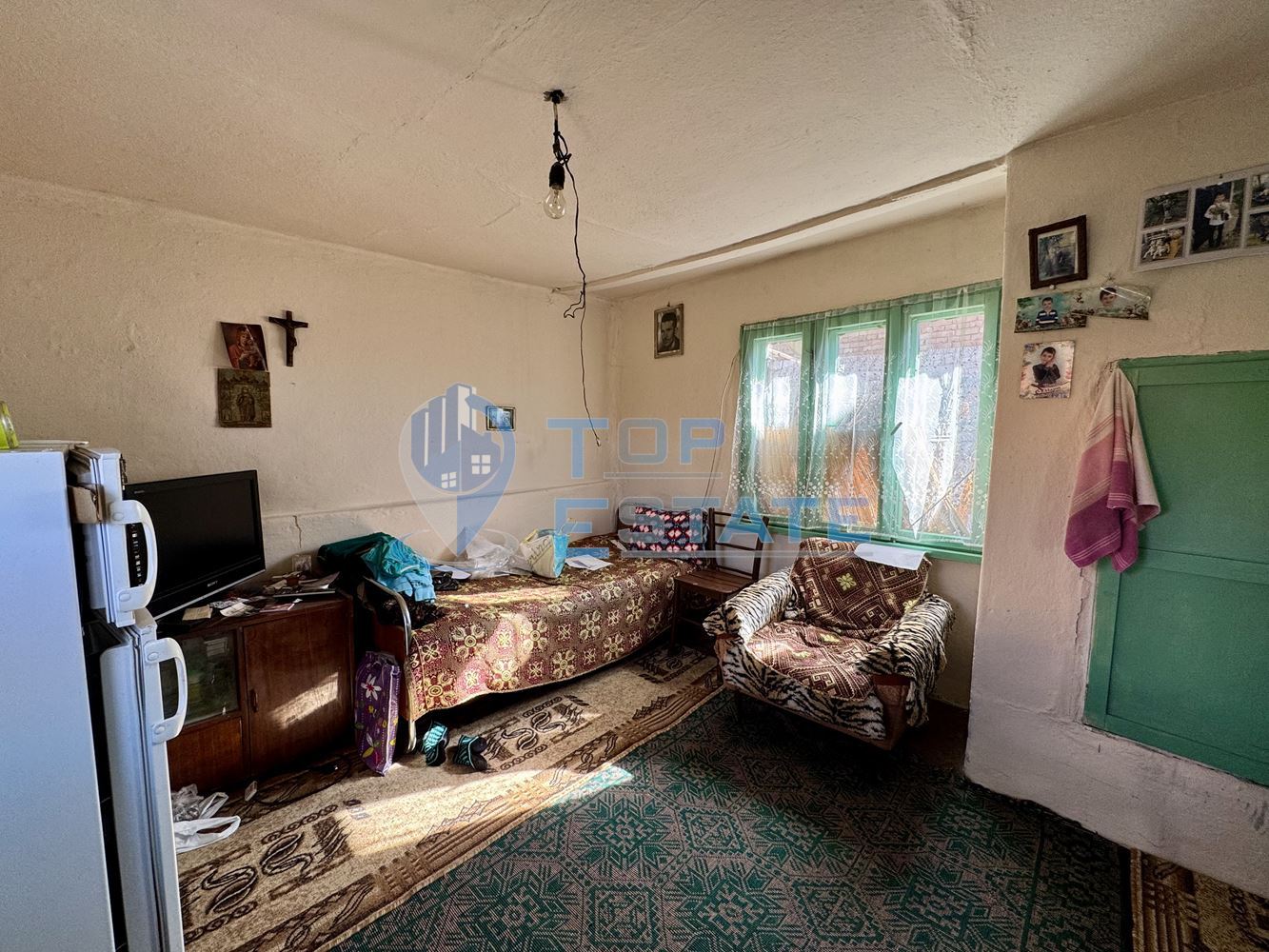 Здрава къща във високата част на село Джулюница, област Велико Търново - 0