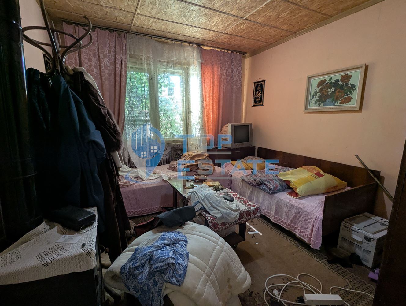 Тухлена къща на тиха и спокойна улица в село Поликраище, област Велико Търново - 0