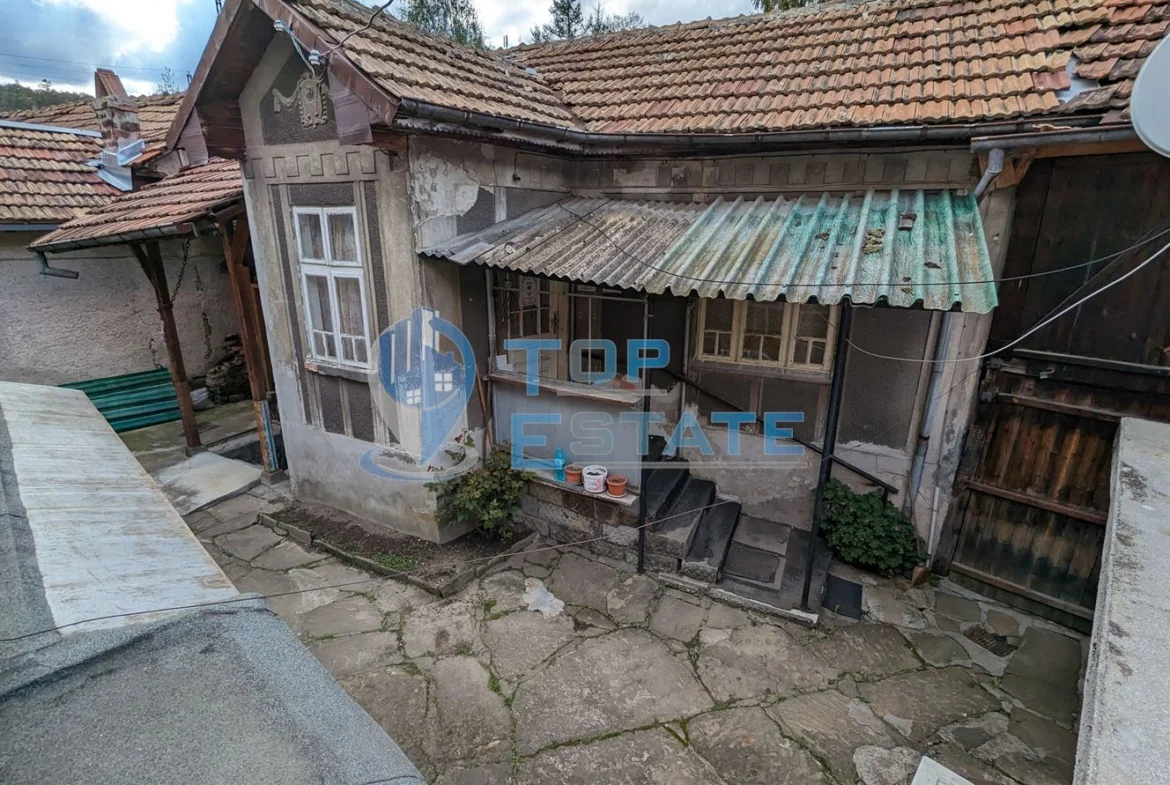 1170