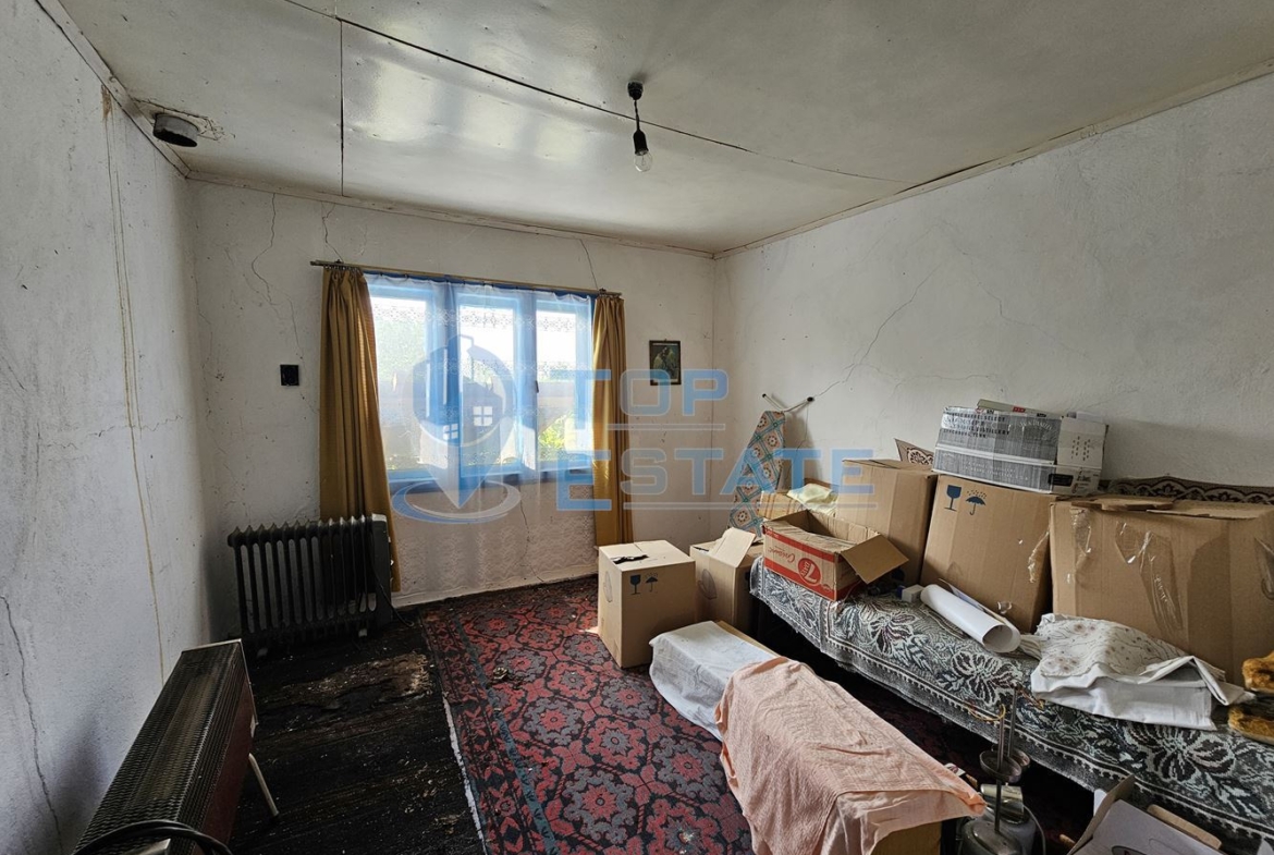 Монолитна двуетажна къща с втора къща в един двор в село Ново Градище, област Велико Търново - 0