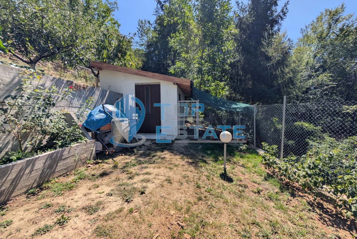 Реновирана двуетажна къща в Тревненския балкан - 0