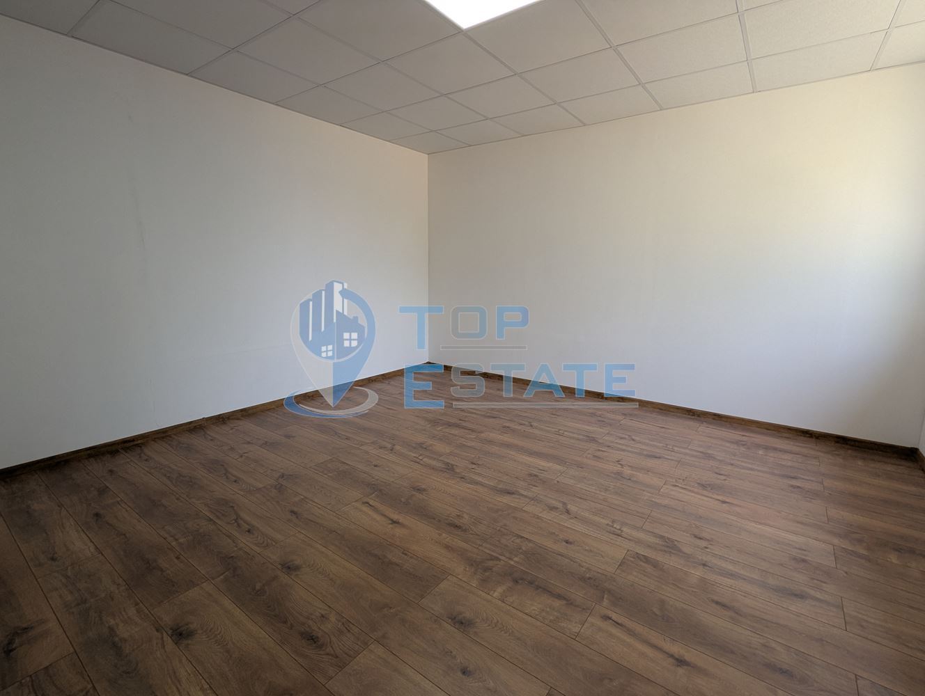 Едноетажна къща след основен ремонт в град Павликени, област Велико Търново-0 Едноетажна къща след основен ремонт в град Павликени, област Велико Търново - 0