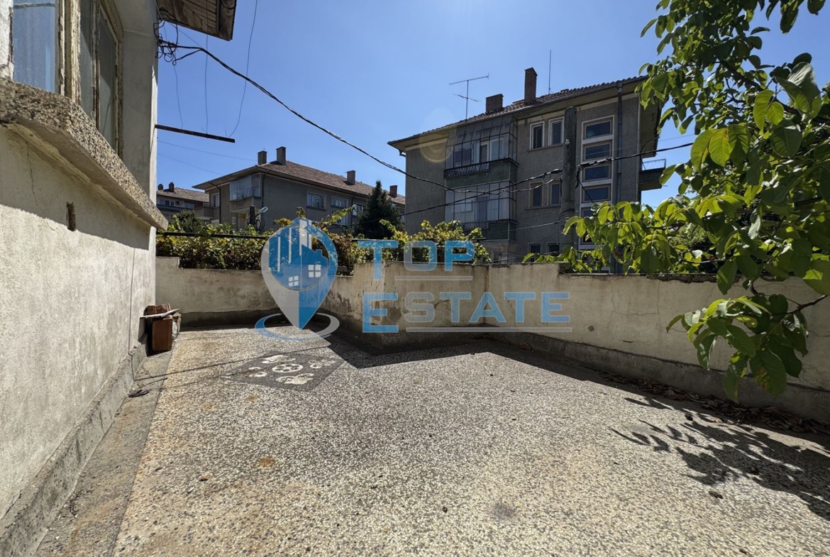 Етаж от къща в гр. Горна Оряховица, област Велико Търново - 0