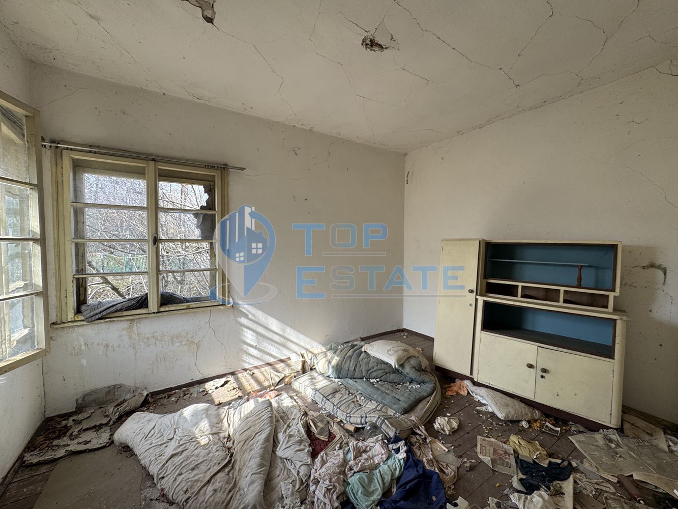 Две къщи с два кладенеца в село Сушица, област Велико Търново - 0