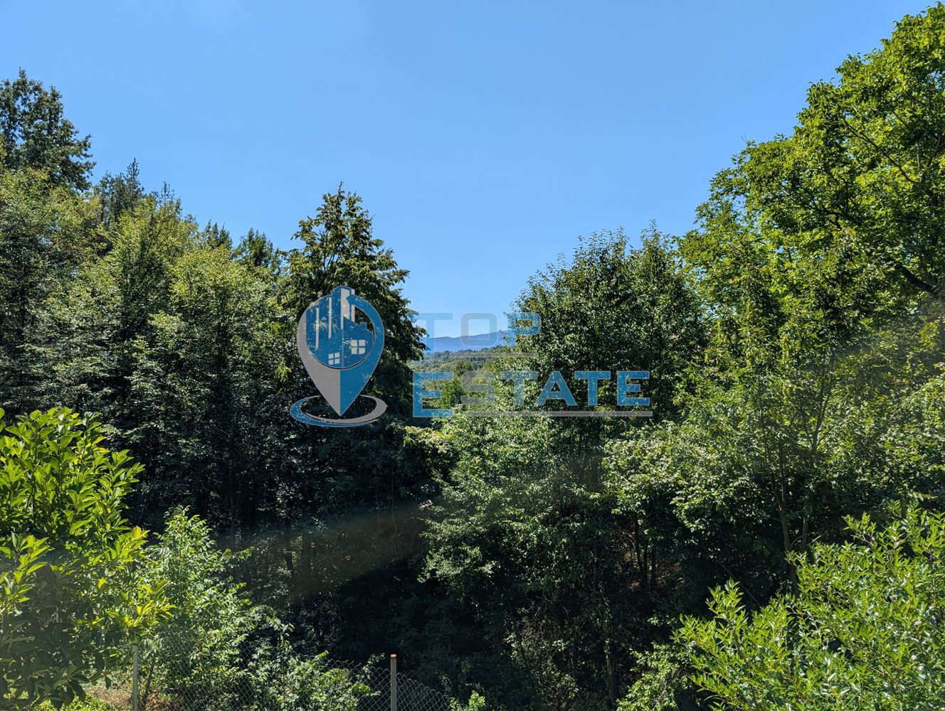 Реновирана двуетажна къща в Тревненския балкан - 0