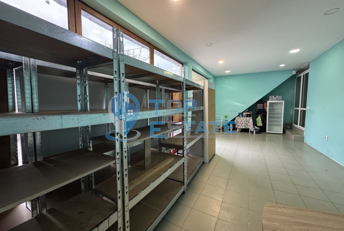 Магазин в центъра на град Велико Търново - 0