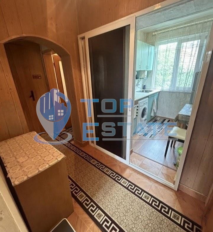 Обзаведен етаж от къща подходящ за инвестиция в град Горна Оряховица, област Велико Търново - 0