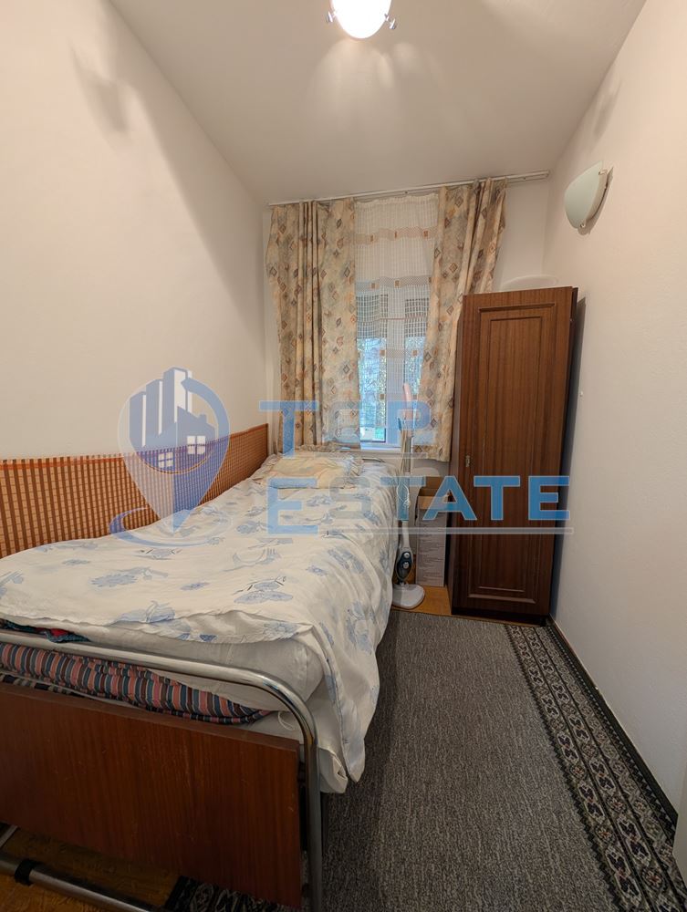 Двуетажна масивна вила до река в Еленския балкан-0 Двуетажна масивна вила до река в Еленския балкан - 0