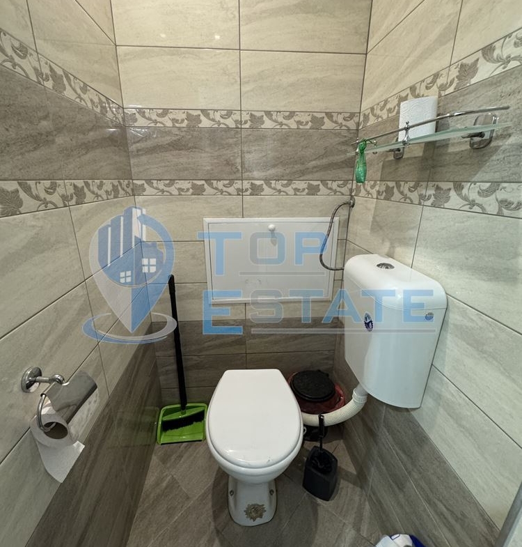 Тристаен тухлен апартамент в широк център, Велико Търново - 0