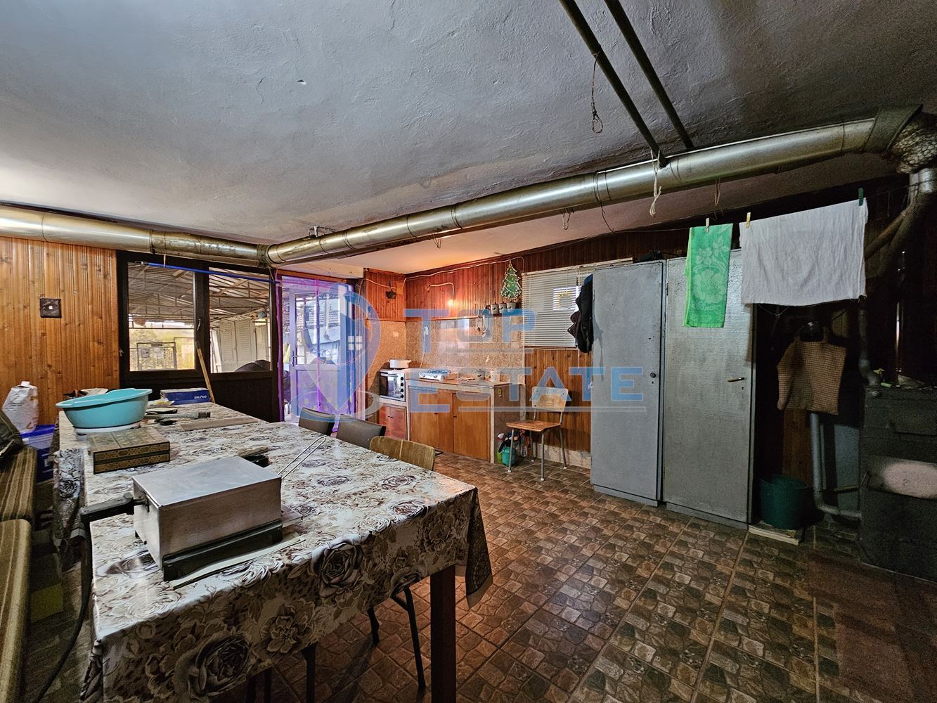 Двуетажна тухлена и обзаведена къща в село Хаджидимитрово-0 Двуетажна тухлена и обзаведена къща в село Хаджидимитрово - 0