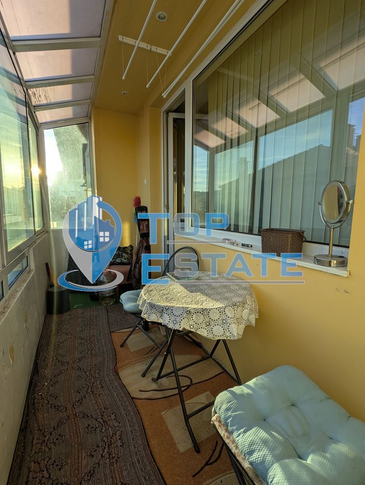 Обзаведен етаж от къща подходящ за инвестиция в град Горна Оряховица, област Велико Търново - 0