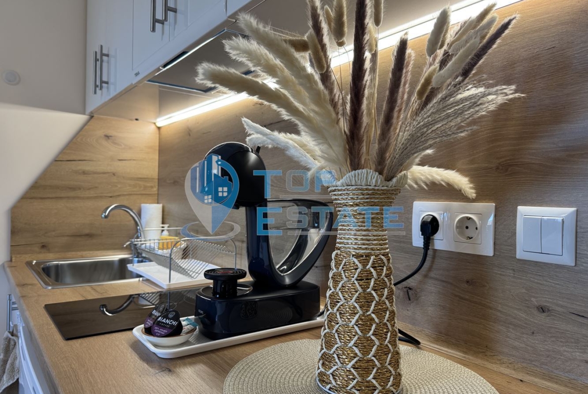 Едностаен, обзаведен апартамент, подходящ за инвестиция в центъра на град Велико Търново - 0