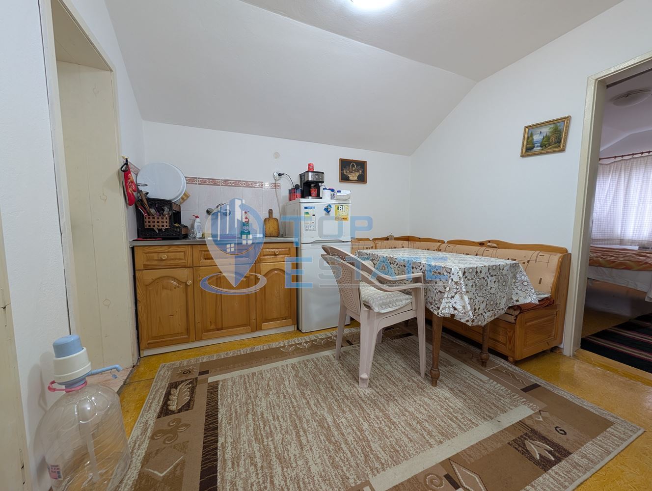 Двуетажна масивна вила до река в Еленския балкан-0 Двуетажна масивна вила до река в Еленския балкан - 0