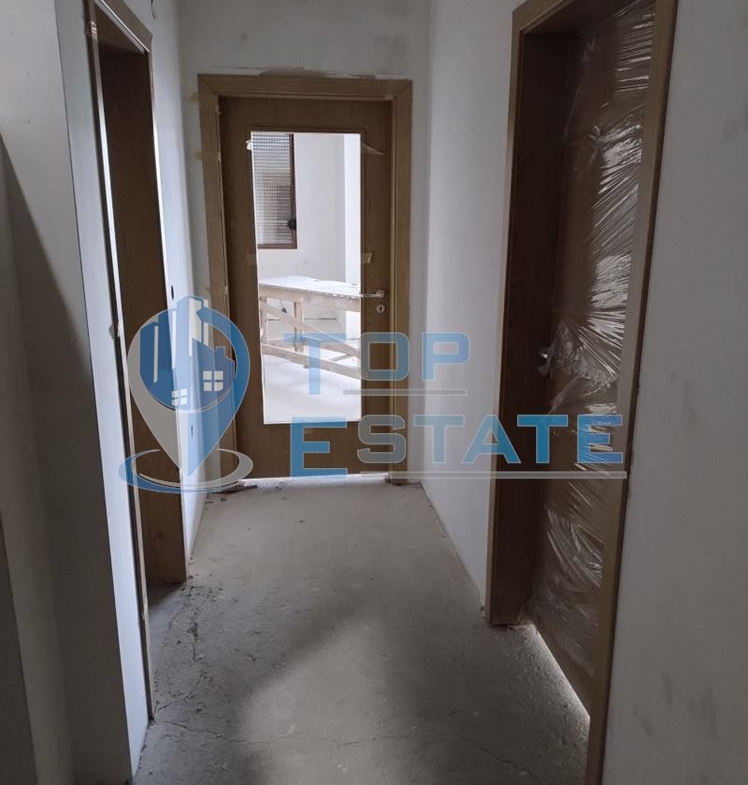 Мезонет с панорамна гледка в новопостроена сграда в центъра на град Велико Търново - 0