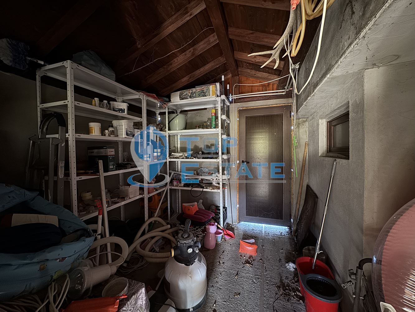 Двуетажна вила с красива гледка във вилна зона на град Дряново-0 Двуетажна вила с красива гледка във вилна зона на град Дряново - 0