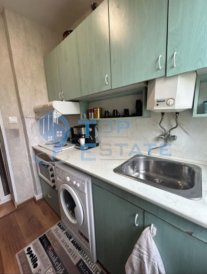 Обзаведен етаж от къща подходящ за инвестиция в град Горна Оряховица, област Велико Търново - 0