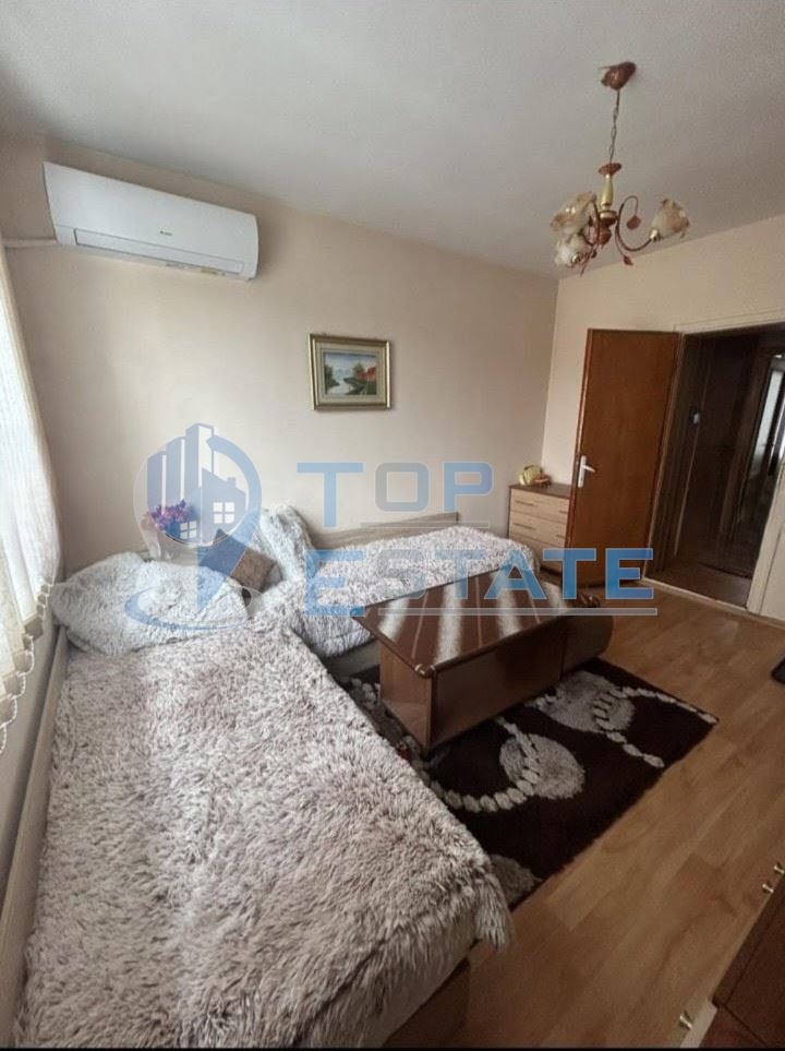 Обзаведен етаж от къща подходящ за инвестиция в град Горна Оряховица, област Велико Търново - 0