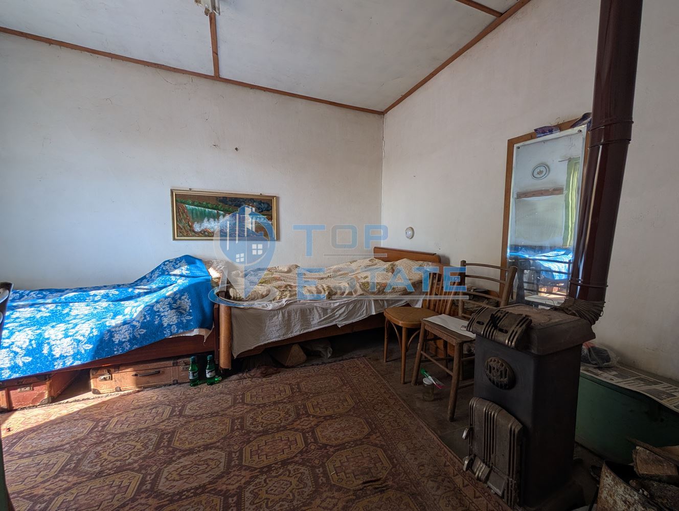 Двуетажна къща с голям двор и кладенец в село Сломер - 0