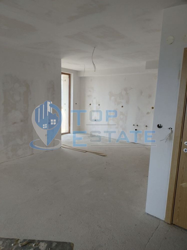 Мезонет с панорамна гледка в новопостроена сграда в центъра на град Велико Търново-0 Мезонет с панорамна гледка в новопостроена сграда в центъра на град Велико Търново - 0