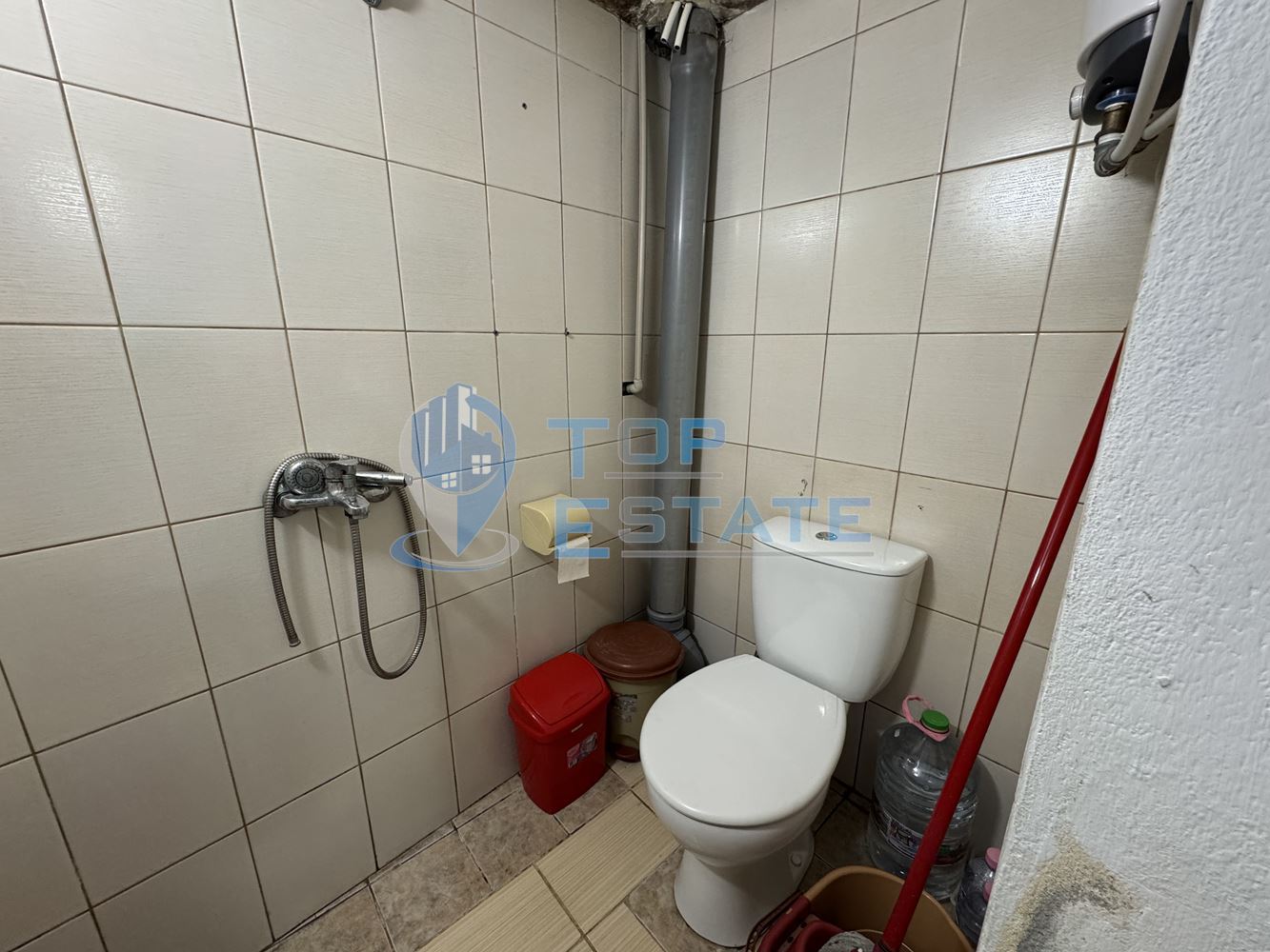 Магазин в центъра на град Велико Търново-0 Магазин в центъра на град Велико Търново - 0