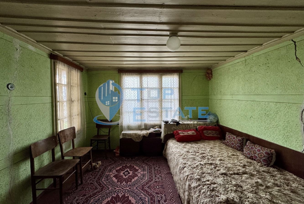 Тухлена къща с допълнителна постройка в град Долна Оряховица, област Велико Търново - 0