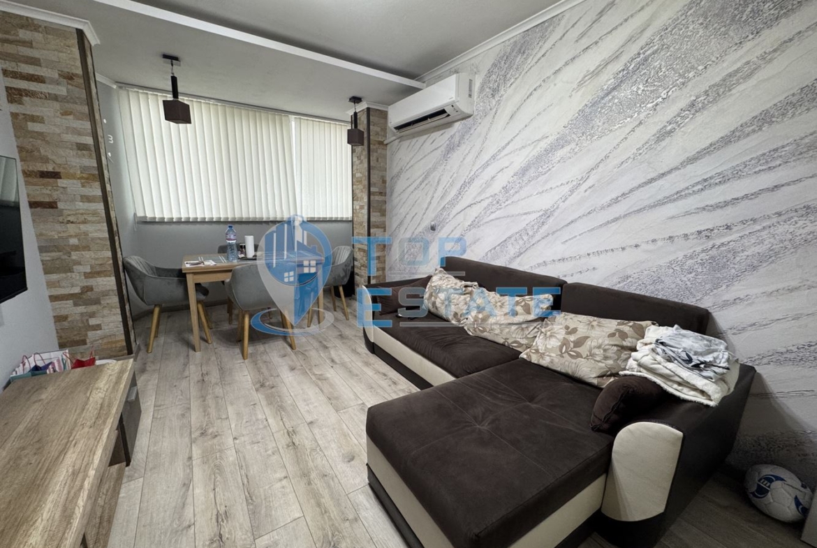 Тристаен тухлен апартамент в широк център, Велико Търново - 0