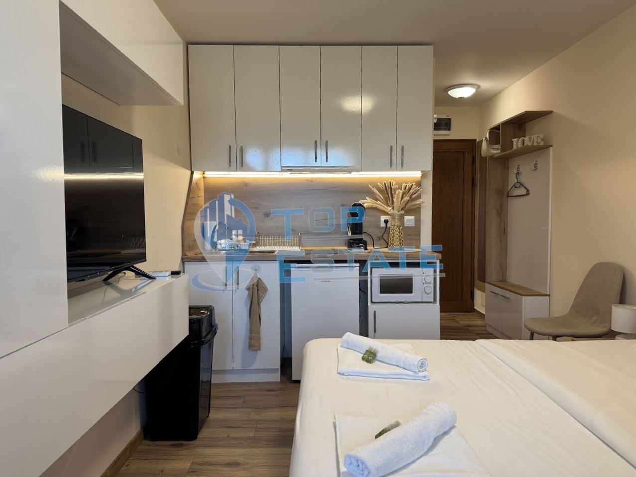 Едностаен, обзаведен апартамент, подходящ за инвестиция в центъра на град Велико Търново-0 Едностаен, обзаведен апартамент, подходящ за инвестиция в центъра на град Велико Търново - 0