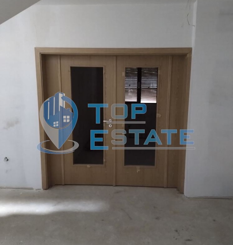 Мезонет с панорамна гледка в новопостроена сграда в центъра на град Велико Търново - 0