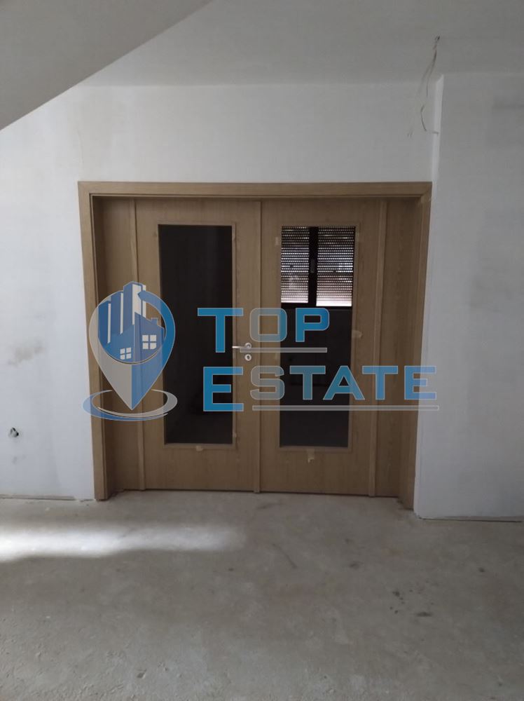 Мезонет с панорамна гледка в новопостроена сграда в центъра на град Велико Търново-0 Мезонет с панорамна гледка в новопостроена сграда в центъра на град Велико Търново - 0