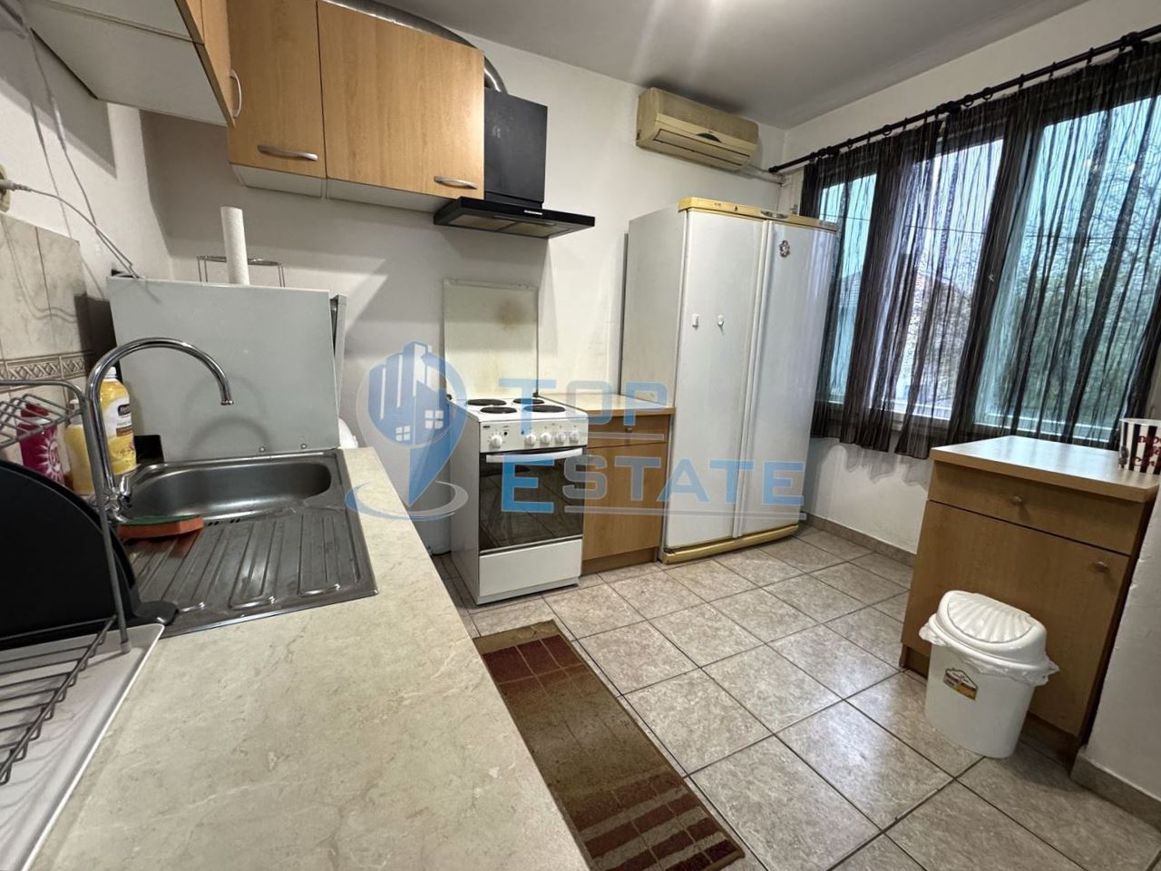 Обзаведен тистаен апартамент с две спални в центъра на град Велико Търново-0 Обзаведен тистаен апартамент с две спални в центъра на град Велико Търново - 0