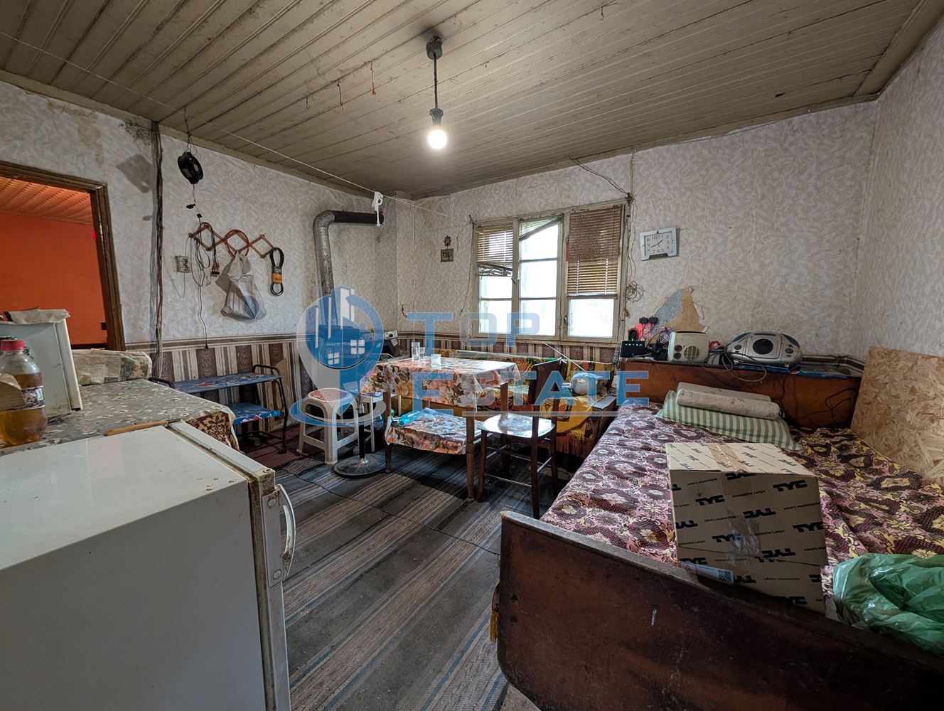 Едноетажна къща с лятна кухня и гараж в село Мерданя, област Велико Търново-0 Едноетажна къща с лятна кухня и гараж в село Мерданя, област Велико Търново - 0