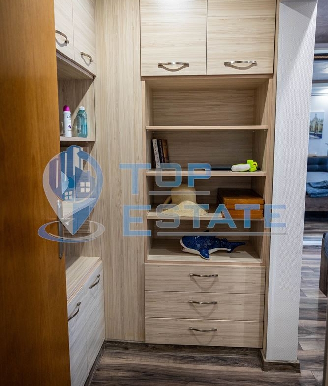 Тристаен обзаведен апартамент на първа линия в хотелски комплекс в к. к Слънчев бряг - 0