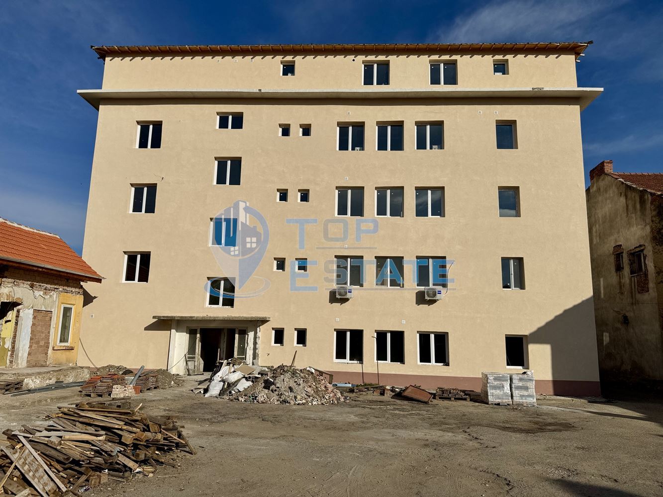 Тухлен апартамент в центъра на град Павликени, област Велико Търново - 0