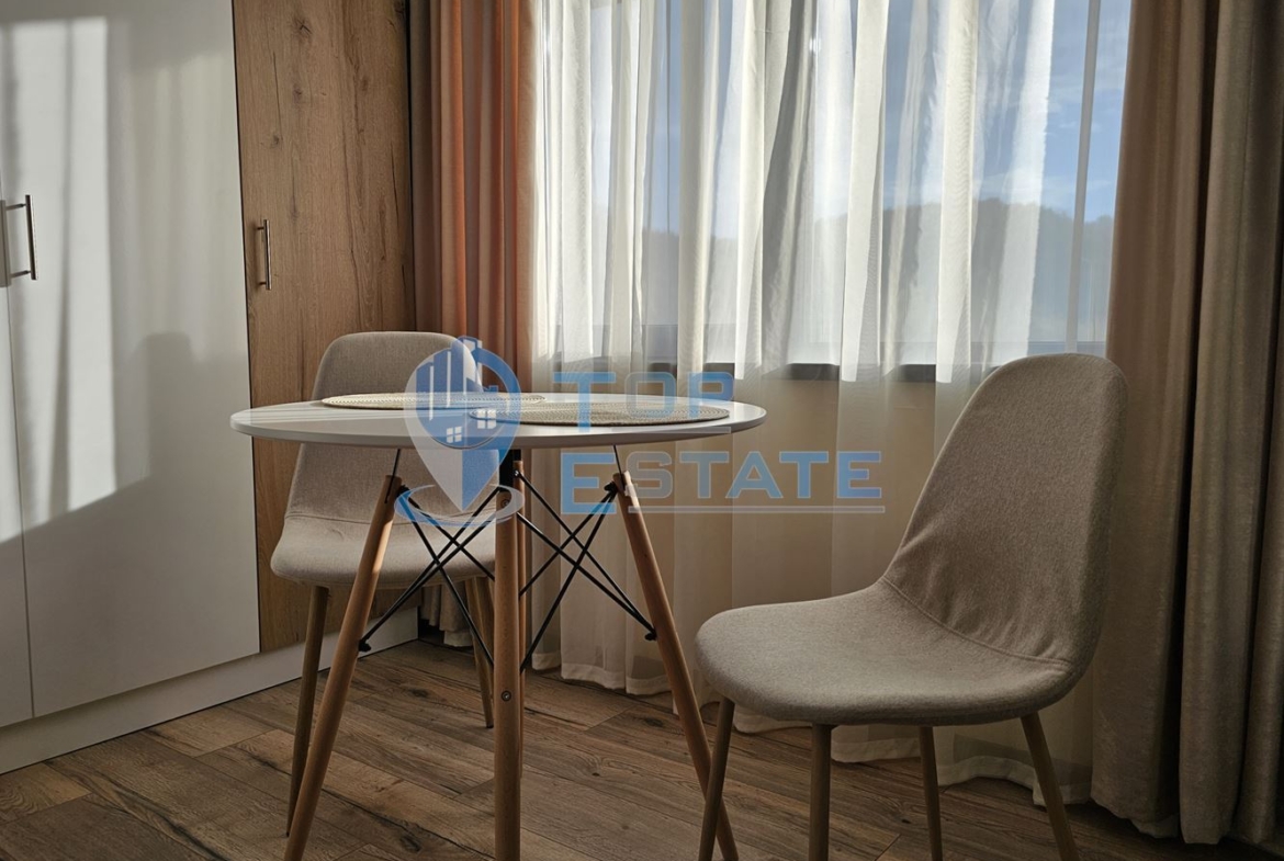 Едностаен, обзаведен апартамент, подходящ за инвестиция в центъра на град Велико Търново - 0