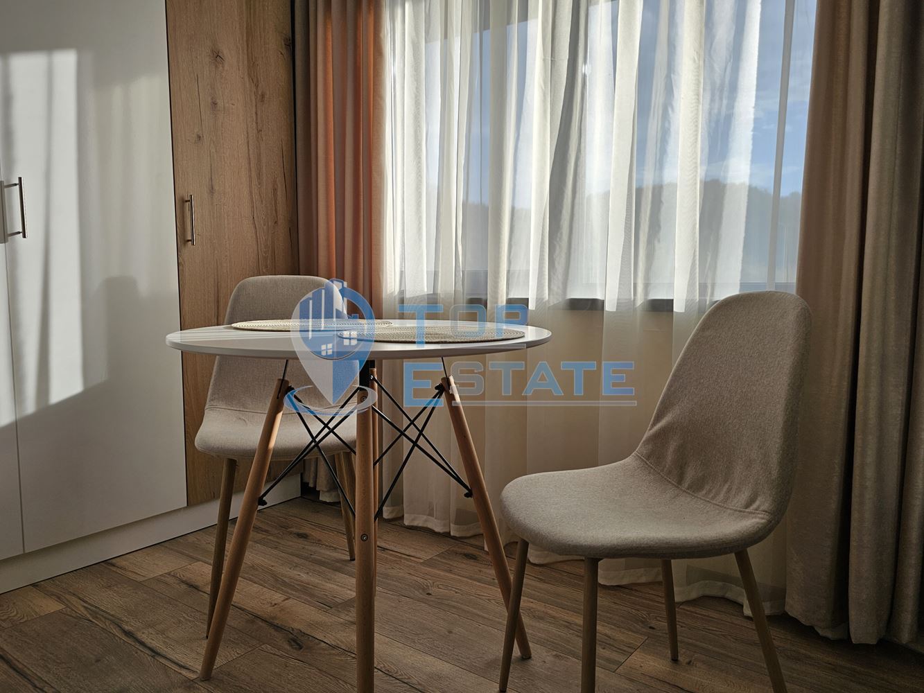 Едностаен, обзаведен апартамент, подходящ за инвестиция в центъра на град Велико Търново-0 Едностаен, обзаведен апартамент, подходящ за инвестиция в центъра на град Велико Търново - 0