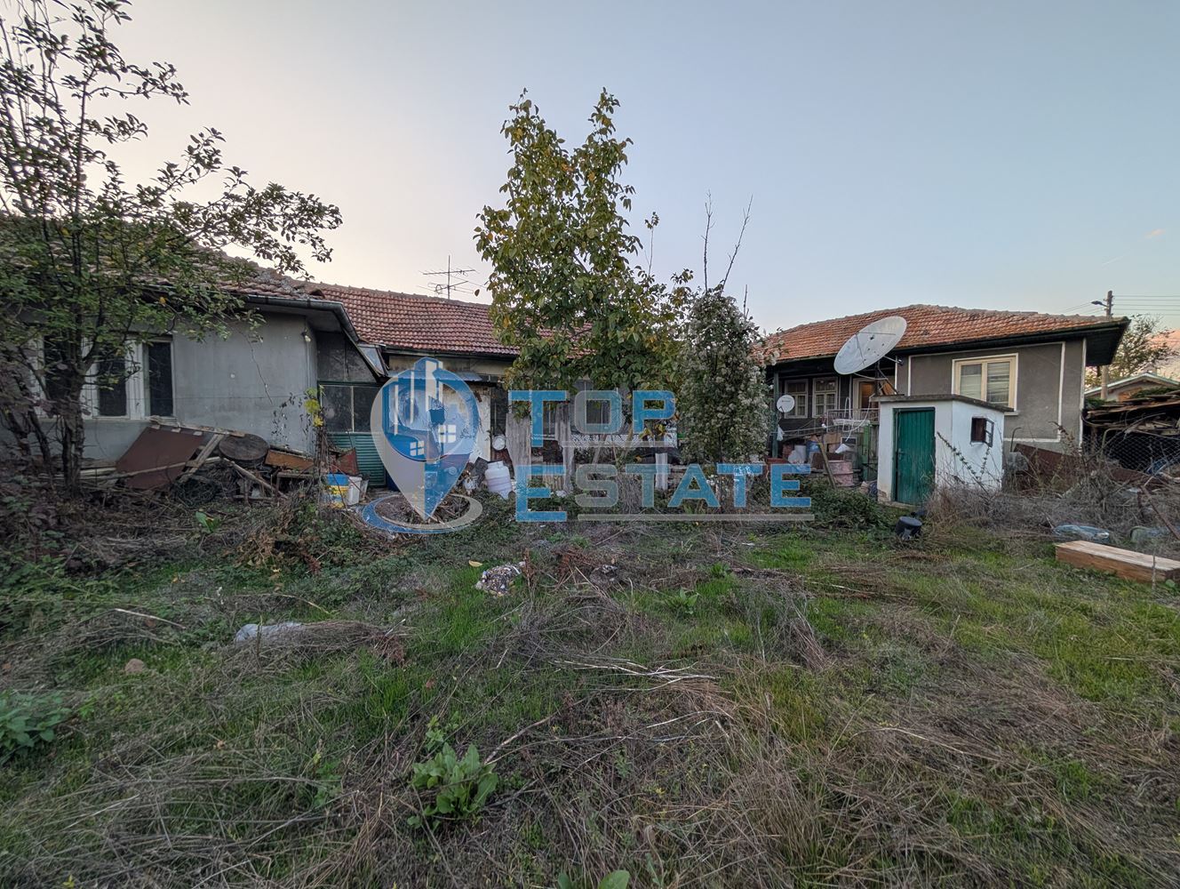 Едноетажна къща с лятна кухня и гараж в село Мерданя, област Велико Търново-0 Едноетажна къща с лятна кухня и гараж в село Мерданя, област Велико Търново - 0