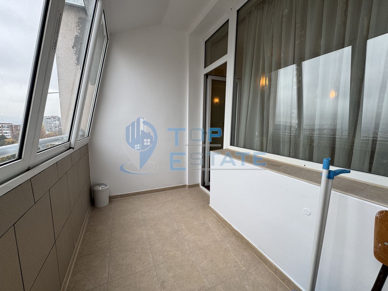 Обзаведен апартамент с две спални в кв. Колю Фичето, гр. Велико Търново - 0