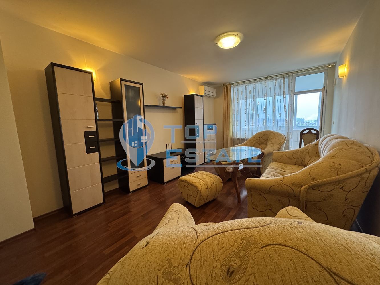 Обзаведен апартамент с две спални в кв. Колю Фичето, гр. Велико Търново - 0