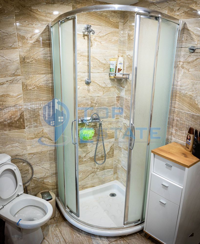 Тристаен обзаведен апартамент на първа линия в хотелски комплекс в к. к Слънчев бряг - 0