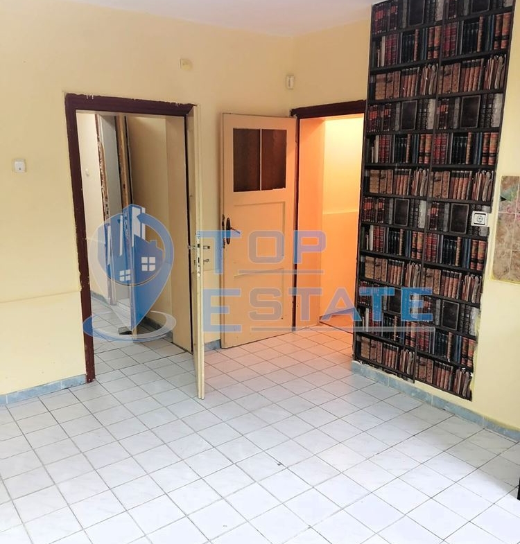 Двустаен апартамент със статут на магазин в центъра на Велико Търново - 0