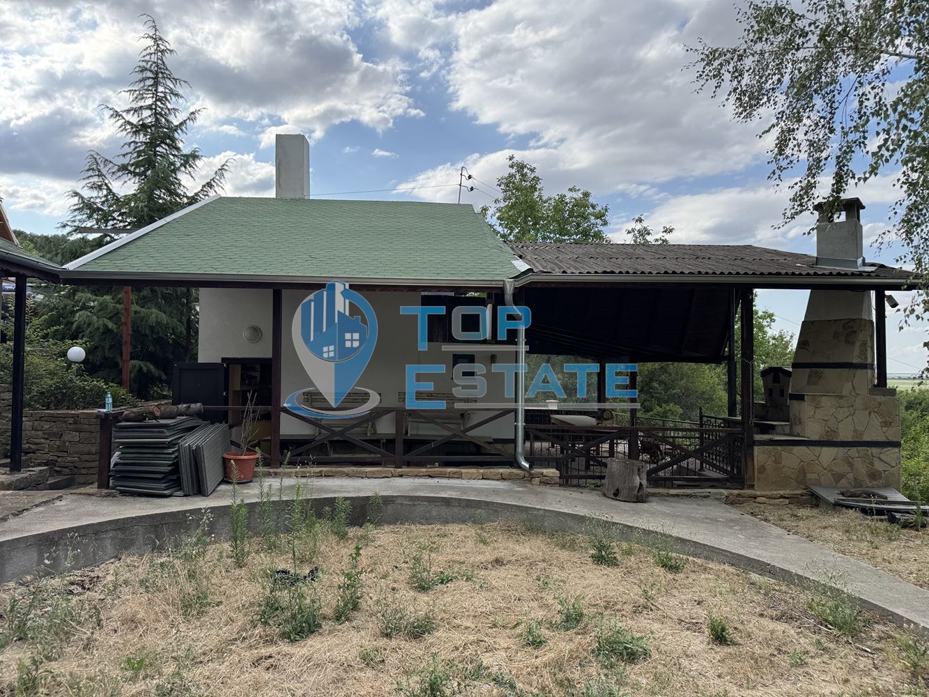 Къща с панорамна гледка във вилната зона на между град Бяла Черква и село Вишовград, област Велико Търново - 0